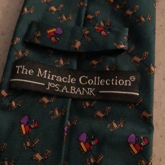 Jos. A Bank Christmas Tie🎄 - Picture 3 of 4